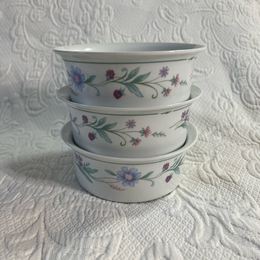 Oneida vintage floral bowls